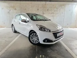 Peugeot 208 1.6BlueHDi Style 100