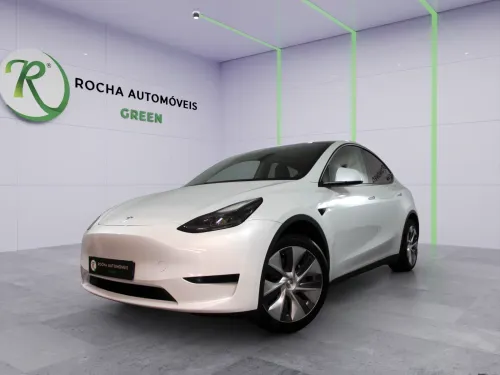 Tesla Model Y Standard Range 2023