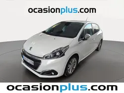 Peugeot 208 PureTech Signature (82 CV)