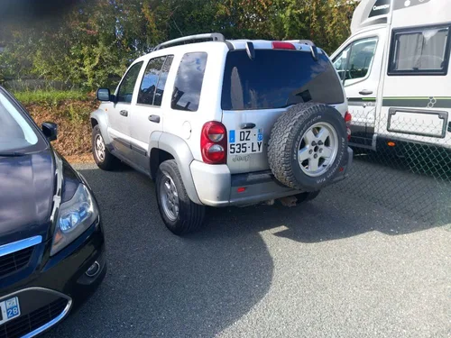 JEEP Cherokee