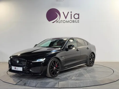 Jaguar Xe 2.0 D200 205 MHEV HYBRID R-DYNAMIC BLACK BVA