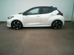 TOYOTA YARIS 1.5 Hybrid 130 Premier Edition