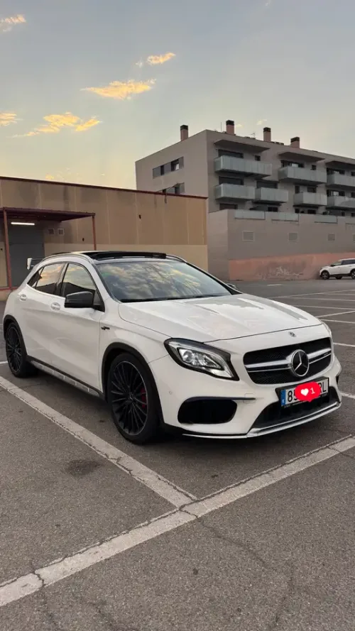 Mercedes-Benz GLA 45 AMG 4Matic 7-DCT