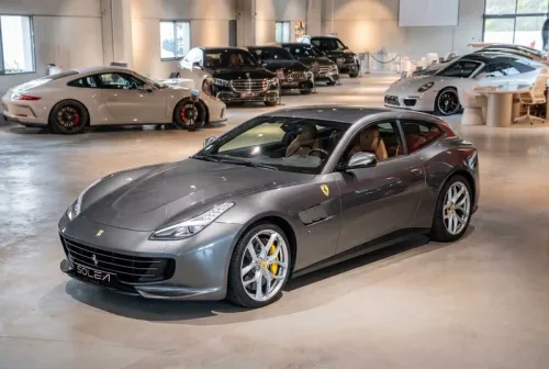 Ferrari gtc4 lusso t