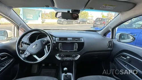 Kia Rio 1.2 CVVT Urban de 2016