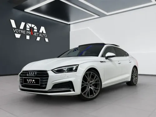 Audi A5 Sportback 45 TDI quattro S line 231 ch BVA • Toit Pano • HUD • Memory • Caméra • Éclairage d’ambiance