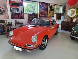 Porsche 911 T Karmann coupé SWB