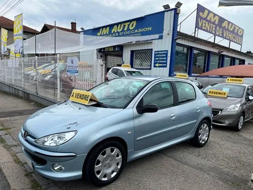 PEUGEOT 206