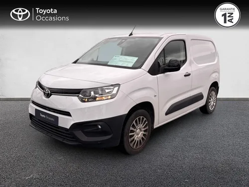 Toyota Proace City Medium 100 D-4D Business RC23 2024