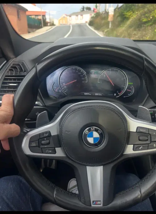 BMW iX3 X3 M