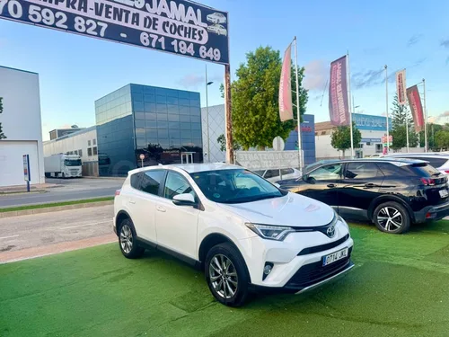 TOYOTA Rav4 2.0D 150D 2WD Executive