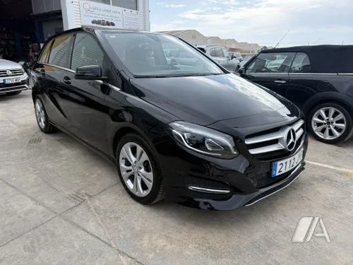 MERCEDES-BENZ Clase B B 180d 7G-DCT
