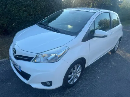 Toyota Yaris 1.0 VVT-i 69 ch - MOTEUR À CHAÎNE - CLIM