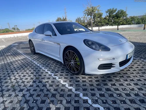 Porsche Panamera E- hibrid