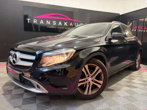 Mercedes-benz classe gla 1.6 l 156 cv sensation - 2ème main - suivi complet sur factures - attelage - sièges chauffants