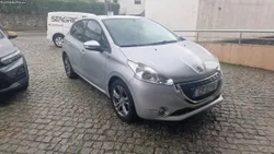 Peugeot 208 style