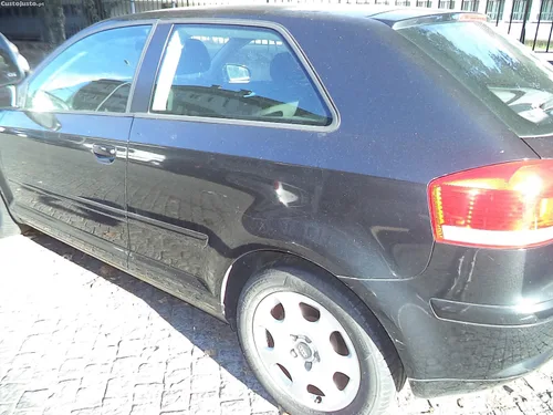Audi A3 1.6-gasolina 3p-- 2004