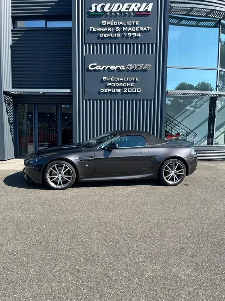 Aston Martin V8 Vantage - 4.7L 426 ch