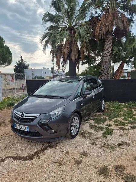 Opel Zafira 2.0 CDTI 16V 130CV COSMO 1ère Main
