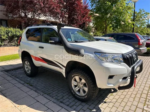 TOYOTA Land Cruiser 2.8 D4D GX
