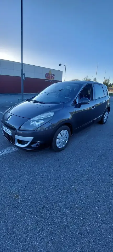 Renault Scenic III dCi 130 FAP Expression Euro 5