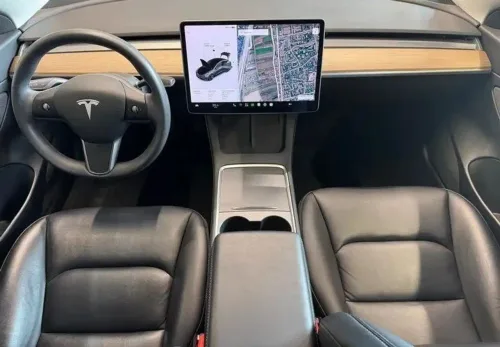 Tesla Model 3 MODEL 3 Standard Range Plus RWD