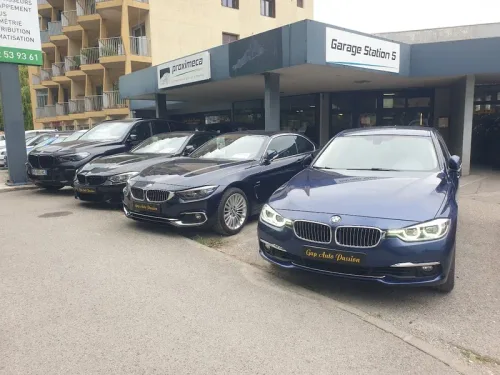 BMW 330 IA 252 ch X-Drive Luxury