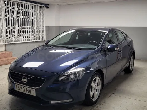 VOLVO V40 1.6 D2 Kinetic