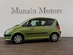 PEUGEOT 1007 1.4 90 Sporty