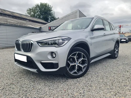 BMW X1 sDrive 18 i Business 1.5L 136 CV * REPRI