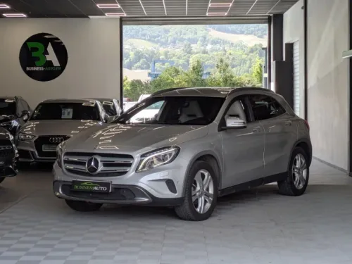 MERCEDES CLASSE GLA 200 d 4-Matic Sensation 7-G DCT A