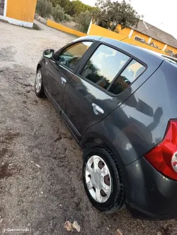 Dacia Sandero 1.2 16V Access