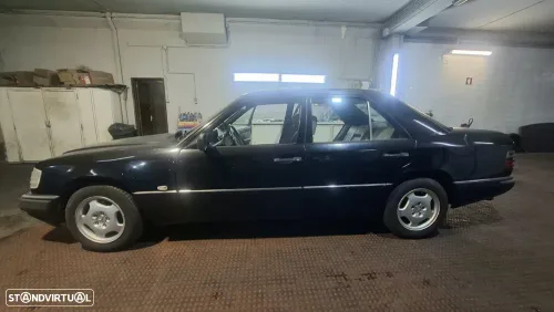 Mercedes-Benz W124 (1984-1997) 250 D Turbo