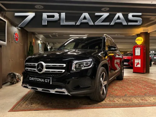 Mercedes-Benz GLB 180
