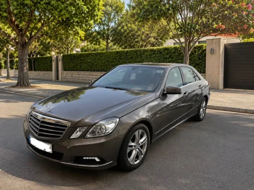 MERCEDES Clase E E 220CDI BE Aut.