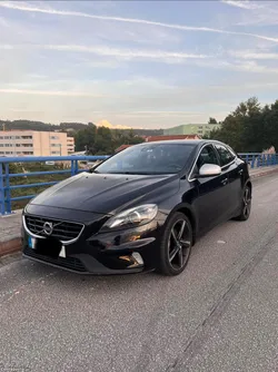 Volvo V40 R2 Design