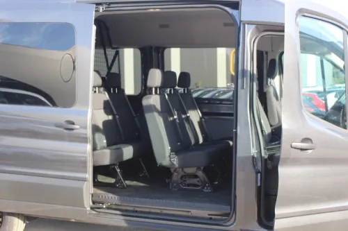 Ford Transit 2.0 TDCi Kombi 350 L3 130cv M6 9 Lug. / Vidros Escurecidos