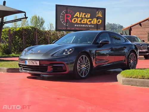 Porsche Panamera 4 E-Hybrid