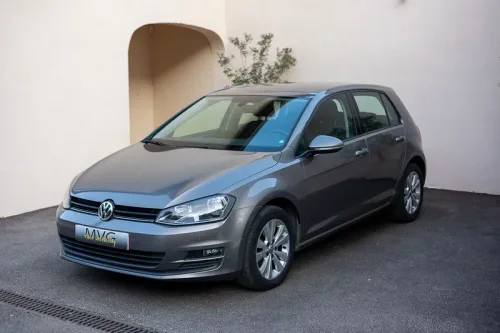 Volkswagen Golf 7 confortline 1,6 tdi 110 cv faible kilométrage avec entretien a jour