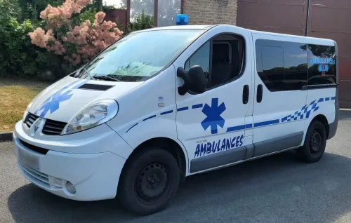 Renault Trafic ambulance - 2.0 dCi 115 cv