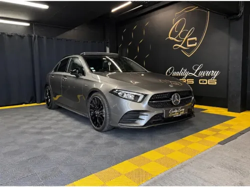 MERCEDES CLASSE A Mercedes Benz Berline 200 7G-DCT AMG Line 163ch, Belle configuration