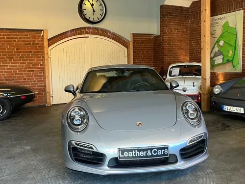 Porsche 911 991 Coupe Turbo S 3.8i 560 PDK