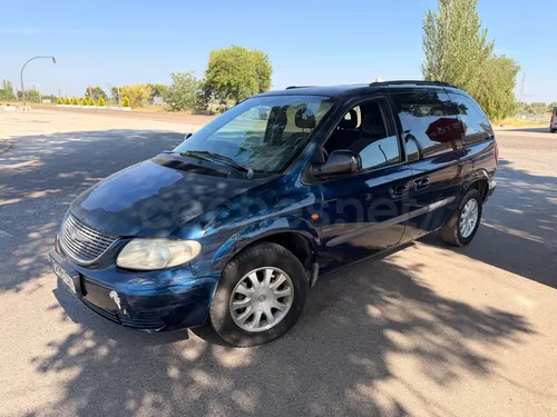 CHRYSLER Voyager SE 2.5 CRD Warner Bros AM 2002