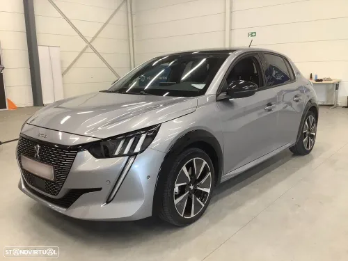 Peugeot e-208
