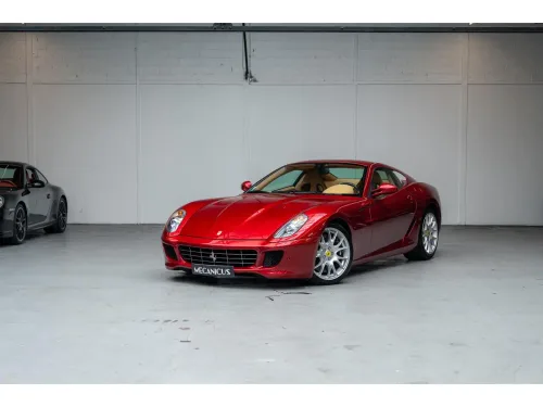 Ferrari 599 GTB *Rosso Monza / Full Carbone / Française*