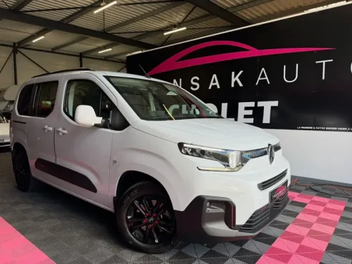Citroën Berlingo 1.5 BlueHDi 130 EAT8 MAX Phase 2 avec Attelage + LED + Caméra + CarPlay