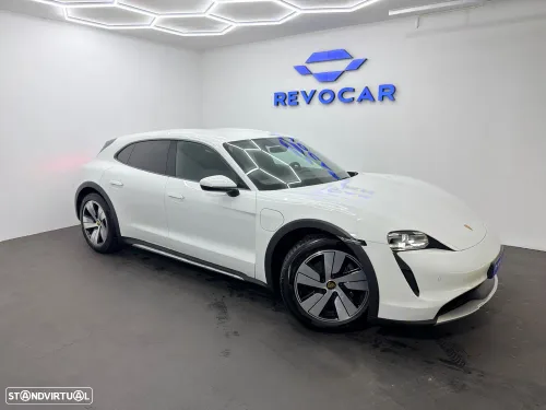 Porsche Taycan Cross Turismo 4