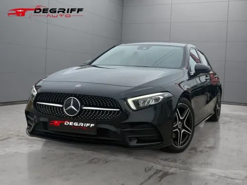 MERCEDES CLASSE A 200 d 8G-DCT AMG Line full black