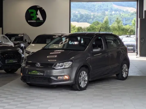 VOLKSWAGEN POLO 1.2 TSI 90cv BMT Confortline / 5 Portes / GPS / CarPlay