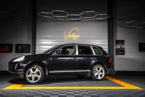PORSCHE CAYENNE 955 - 4.8 V8 385 - TipTronic - Toit ouvrant - Suivi